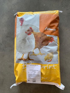 Chicken: 20% Layer Crumble